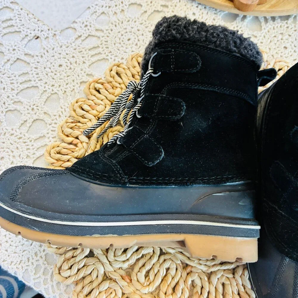 201 Kids Cat & Jack Snow Boots Size 1